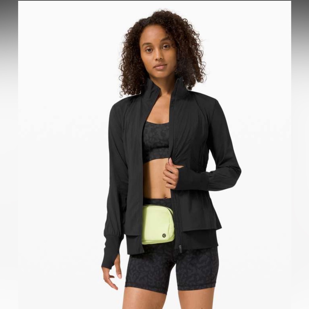 Lululemon sites seen jacket